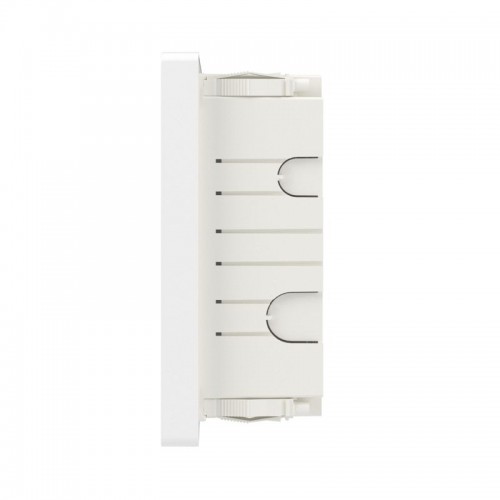 Щиток встраиваемый FRAME 18мод с тонированной дверцей с 2 шинами PEN на 8 и 10 отверст. бел. DKC F18B1WD