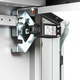 Держатель концевого выключателя R5MC для шкафов CE DKC R6FLS01