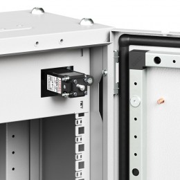 Держатель концевого выключателя R5MC для шкафов CE DKC R6FLS01