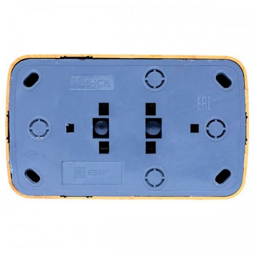 Розетка 2-м ОП Минск 16А IP20 с заземл. свет. дерево EKF EGR16-128-30