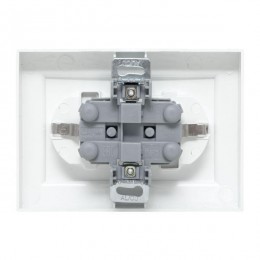 Розетка 2-м СП Минск 16А IP20 с заземл. защ. шторки бел. Basic EKF ERR16-128-100