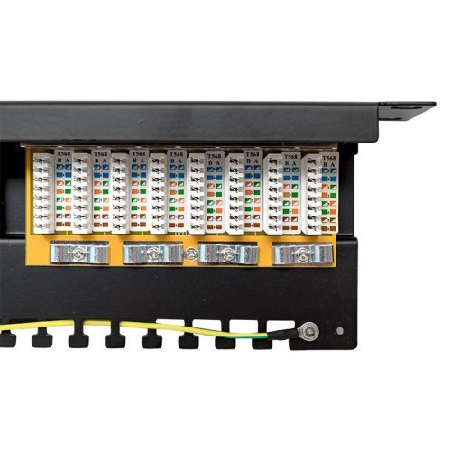 Патч-панель TERACOM PRO 19дюйм кат.5E 1U полный экран STP 24 порта RJ-45 Dual IDC с органайзером EKF TRP-PPNL-5ESTP-1U24