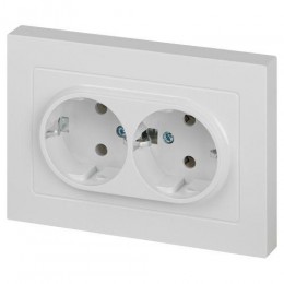 Розетка 2-м СП Accent 6-205-01 16А IP20 250В 2P+E Schuko AL/CU бел. Intro Б0063485