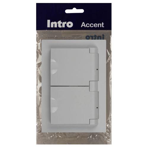 Розетка 2-м СП Accent 6-210-01 16А IP44 250В 2P+E Schuko с крышками защ. шторки AL/CU бел. Intro Б0063577