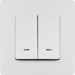 Выключатель 2-кл. СП Etika 10А IP20 250В 10AX с подсветкой/индикацией безвинтов. зажимы механизм бел. IEK 672204