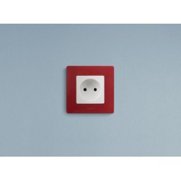 Розетка 1-м СП Etika 16А IP20 250В 2P без заземл. немецк. стандарт винтов. клеммы механизм бел. Leg 672220