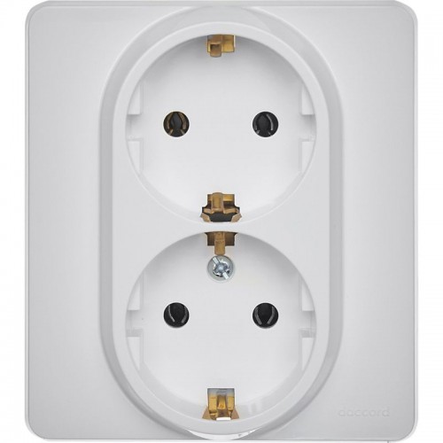 Розетка Inspiria 16А 250В 2х2P+E немецк. стандарт бел. IEK 673750