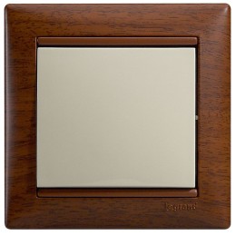 Переключатель проходной 1-кл. СП Valena 10А IP31 250В механизм сл. кость IEK 774306