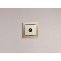 Розетка телевизионная TV СП Valena 1.5дБ 2400МГц с топологией 