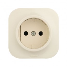 Розетка 1-м ОП Quteo 16А IP20 2P без заземл. без защ. шторок сл. кость IEK 782240