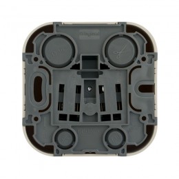 Розетка 1-м ОП Quteo 16А IP20 2P без заземл. без защ. шторок сл. кость IEK 782240