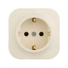Розетка 1-м ОП Quteo 16А IP20 2P+E с заземл. без защ. шторок сл. кость Leg 782241