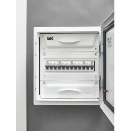 Выключатель автоматический модульный 3п C 20А M06N ARMAT IEK AR-M06N-3-C020