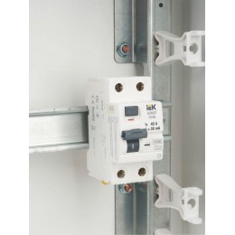 Выключатель дифференциального тока (УЗО) 2п 40А 30мА тип A ВДТ R10N ARMAT IEK AR-R10N-2-040A030