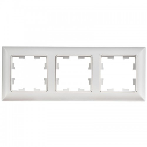 Рамка 3-м BRITE РУ-3-БрАБ арктич. бел./бел. IEK BR-M32-12-K91