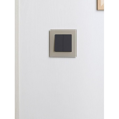 Рамка 1-м BRITE РУ-1-2-БрД стекло дым. IEK BR-M12-G-K30