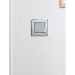 Рамка 1-м BRITE РУ-1-1-БрА металл алюм. IEK BR-M12-M-K47