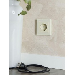 Розетка BRITE РС11-1-0-БрКр 16А с заземл. без защ. шторки механизм беж. IEK BR-R11-16-K10