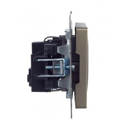 Розетка BRITE РС14-1-0-БрШ 16А с заземл. защ. шторки механизм шампань IEK BR-R14-16-K37