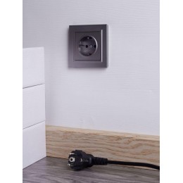 Розетка СП BRITE РСР14-1-0-БрС 16А в сборе с заземл. защ. шторки сталь IEK BR-R14-16-K46-F