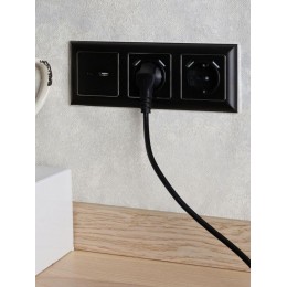 Розетка BRITE РЮш10-1-БрЧ 16А с USB A+A 2.1А с заземл. защ. шторки механизм черн. IEK BR-R14-16-U21-D21-K02