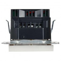 Розетка BRITE РЮш11-1-БрБ 16А с USB A+C 18Вт с заземл. защ. шторки механизм бел. IEK BR-R14-16-U22-018-K01