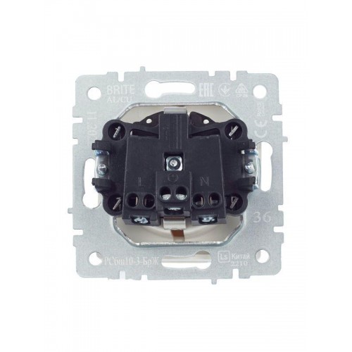 Розетка BRITE РСбш10-3-БрЖ 16А IP20 с заземл. защ. шторки с крышкой механизм жемчуж. IEK BR-R16-16-K36