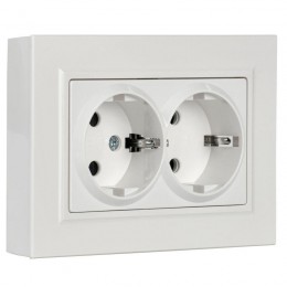 Розетка 2-м СП BRITE РСш12-3-БрБ 16А в сборе с заземл. защ. шторки бел. IEK BR-R24-16-K01-F