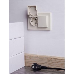 Розетка 2-м СП BRITE РСбш12-3-44-БрКр 16А в сборе IP44 с крышкой беж. IEK BR-R26-16-44-K10-F