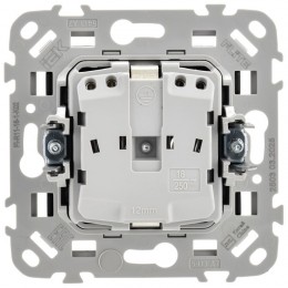 Розетка СП FLITE РС11-1-ФлЧ 16А с заземл. без защ. шторок безвинтовое крепление механизм черн. IEK FI-R11-16-1-K02