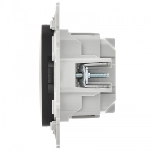 Розетка СП FLITE РС11-1-ФлЧ 16А с заземл. без защ. шторок безвинтовое крепление механизм черн. IEK FI-R11-16-1-K02