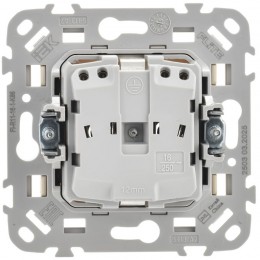 Розетка СП FLITE РС11-1-ФлСл 16А с заземл. без защ. шторок безвинтовое крепление механизм сливочный IEK FI-R11-16-1-K86