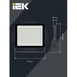 Прожектор светодиодный СДО 06-150 6500К IP65 черн. IEK LPDO601-150-65-K02