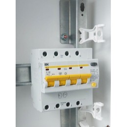 Выключатель автоматический дифференциального тока 4п C 32А 100мА тип AC 4.5кА АД-14 KARAT IEK MAD10-4-032-C-100