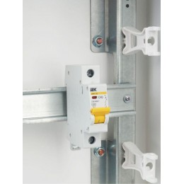 Выключатель автоматический модульный 1п C 40А 4.5кА ВА47-29 KARAT IEK MVA20-1-040-C