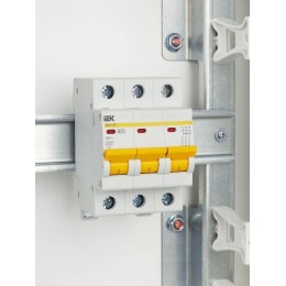 Выключатель автоматический модульный 3п B 25А 4.5кА ВА47-29 KARAT IEK MVA20-3-025-B