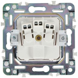 Розетка SKANDY 16А с заземл. без защ. шторок SK-R05W арктич. бел. IEK SK-R11-16-K01