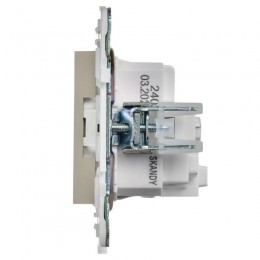 Розетка SKANDY 16А с заземл. защ. шторки SK-R04B беж. IEK SK-R14-16-K10