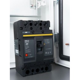 Выключатель автоматический 3п 63А 25кА ВА88-32 MASTER IEK SVA10-3-0063-02