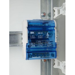 Шина на DIN-рейку в корпусе (кросс-модуль) ШНК 4х7 3L+PEN IEK YND10-4-07-100