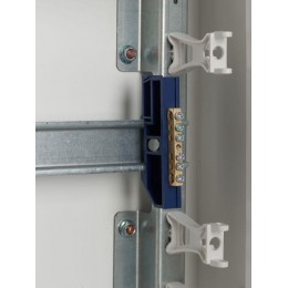 Шина нулевая ШНИ-6х9-6-Д-С на DIN-изол. ШНИ IEK YNN10-69-6D-K07