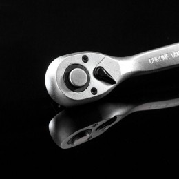 Ключ-трещотка для торцовых головок 1/2 СrV 72 зубца Kranz KR-12-8401