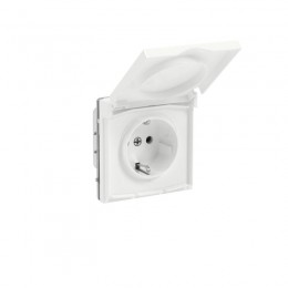 Розетка силовая KANT IP44 2P+E защ. шторки с крышкой бел. магнолия DKC 7000013