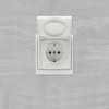 Розетка силовая KANT IP44 2P+E защ. шторки с крышкой бел. песок DKC 7010013