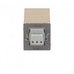 Розетка силовая KANT IP44 2P+E защ. шторки с крышкой ванильн. марципан DKC 7015013
