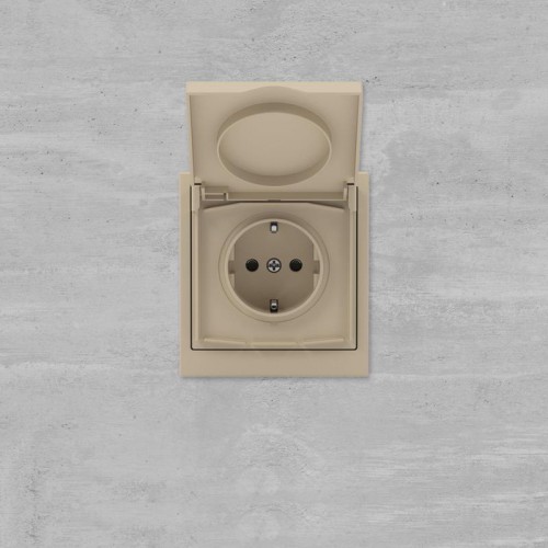 Розетка силовая KANT IP44 2P+E защ. шторки с крышкой ванильн. марципан DKC 7015013