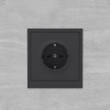 Розетка силовая KANT 2P+E защ. шторки черн. уголь DKC 7012003