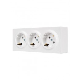 Розетка 3-мест. с заземл. LETO закрытый корпус ПБТ бел. LEZARD 752-0200-127BUP