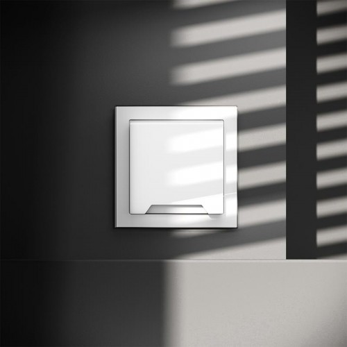 Розетка 1-м СП S70 16А с заземл. защ. шторки + крышка механизм бел. глянцевый Voltum VLS040301