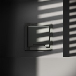 Розетка 1-м СП S70 16А с заземл. защ. шторки + крышка механизм титан Voltum VLS040306